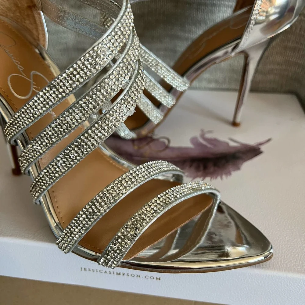 New Jessica Simpson Winifield Silver Rhinestone Heels Shoe Size 8.5 Strappy - Picture 2 of 9